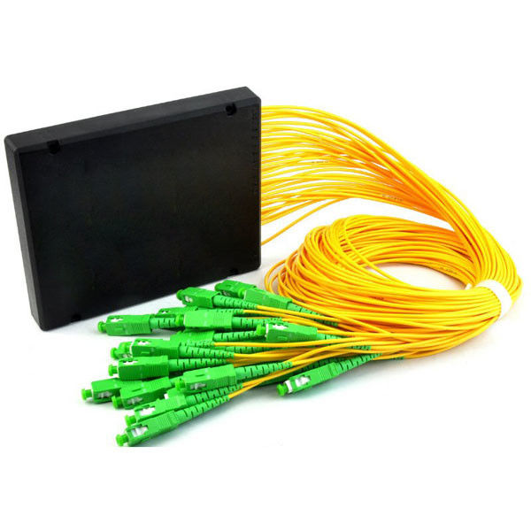 Chaqueta material fibroÃ³ptica del divisor LSZH del cable del modo multi para los sistemas de FTTX