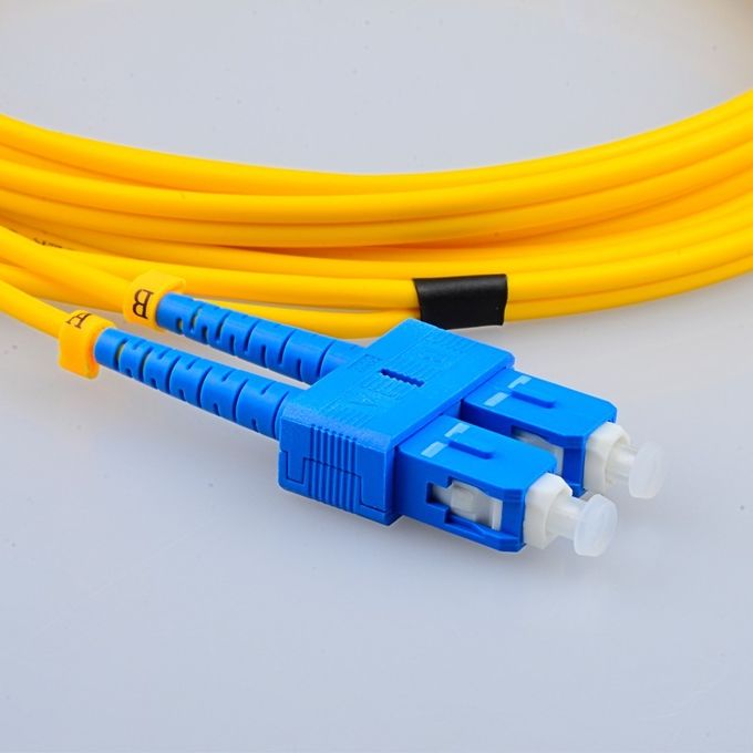 Vivienda plÃ¡stica del conector del conector 2,0/3.0m m/cable de fribra Ã³ptica del Sc Upc de DX