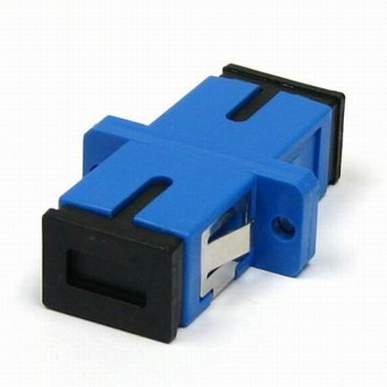SC a una cara/UPC del adaptador de la fibra Ã³ptica del solo modo con el reborde y el tapÃ³n antipolvo negro