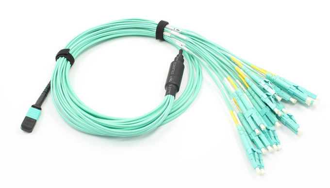 12 cordón de remiendo con varios modos de funcionamiento de las fibras MPO, cables del remiendo de la fibra óptica de MTP MPO
