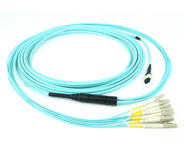 El cordón de remiendo de LSZH MPO, 12/24 quita el corazón al cable de fibra óptica para el panel de remiendo