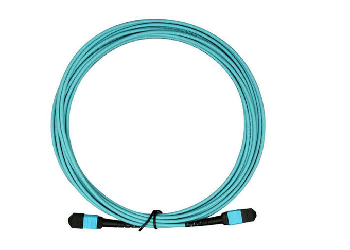 OM3 cordÃ³n de remiendo de 50/125 MPO, cable con varios modos de funcionamiento del tronco de MPO para la red de FTTX