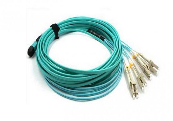 China Cordón de remiendo de la fibra del solo modo de la base OM3 8, cordón de remiendo a una cara de la envoltura del PVC 10g proveedor