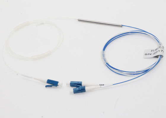 Demultiplexor óptico de la longitud de encargo, multiplexor pasivo protegido apretado de IL 0.6dB Cwdm de la fibra con los conectores proveedor