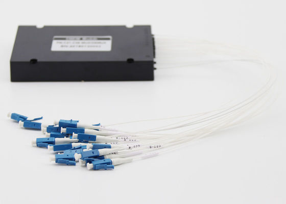 Alto multiplexor de canal exacto 8, longitud de onda central Mux y pérdida de inserción baja de Demux proveedor